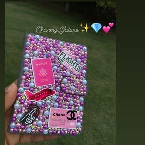 𝘾𝙪𝙨𝙩𝙤𝙢𝙞𝙯𝙚𝙙 𝙋𝙖𝙨𝙨𝙥𝙤𝙧𝙩 𝙃𝙤𝙡𝙙𝙚𝙧𝙨 𝙇𝘼𝘿𝙄𝙀𝙎𝙎𝙎‼️